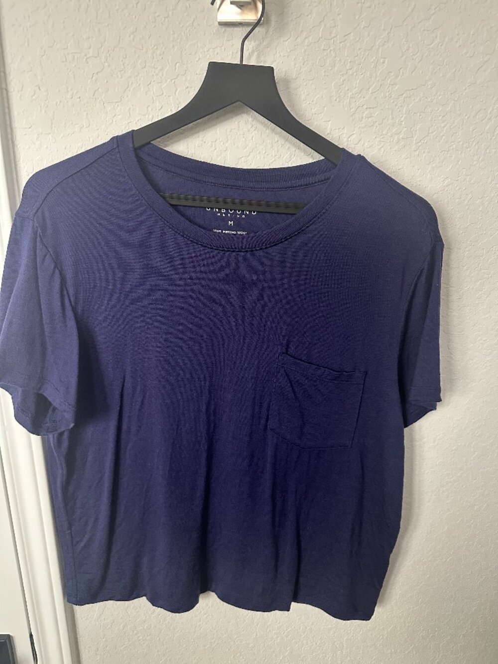 Brand New Unbound Merino Women's Purple Merino Boxy Pocket Tee 100% Wool Size M